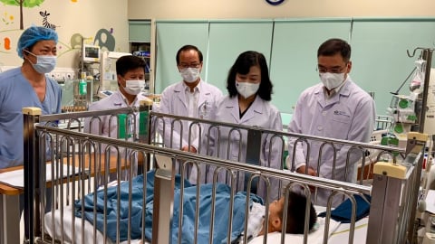 Bộ trưởng Bộ Y tế chỉ đạo làm rõ vụ 'nộp đủ tiền mới cấp cứu'