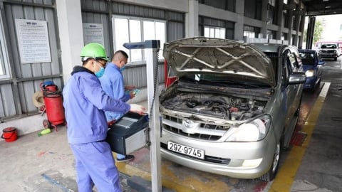 Kiểm định khí thải ô tô: Không cấm xe theo năm sản xuất