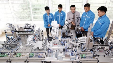 Sẽ đẩy mạnh phân cấp, phân quyền về giáo dục nghề nghiệp