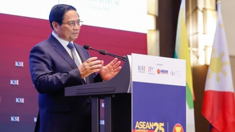 Thủ tướng Phạm Minh Chính được vinh danh là Nhà Lãnh đạo ASEAN tiêu biểu 2025