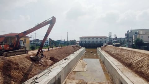 Bộ Nông nghiệp và Môi trường thúc các địa phương gia cố đê điều