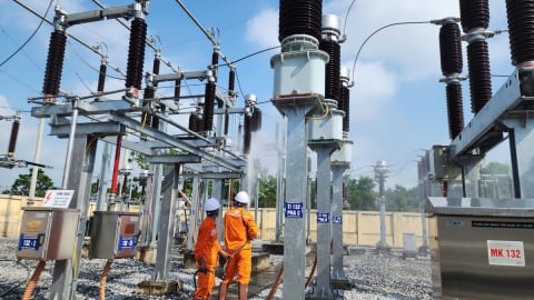 EVNNPC kêu gọi khách hàng tiếp tục thực hiện tiết kiệm điện