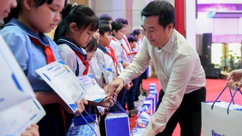 Món quà 1/6 nhiều ý nghĩa từ Vinamilk dành tặng trẻ em