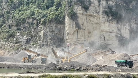 Áp dụng cơ chế đặc thù trong khai thác khoáng sản