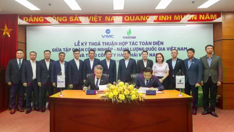 Petrovietnam và VIMC tăng cường liên kết, thúc đẩy phát triển kinh tế biển