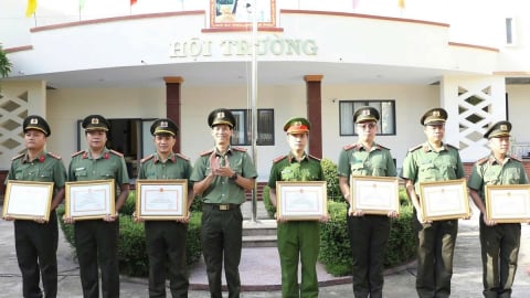 Phá đường dây chuyên cung cấp thuốc nổ trái phép cho tàu cá
