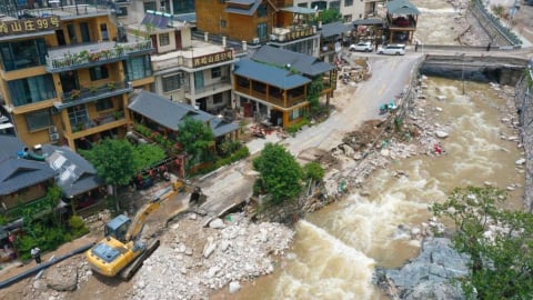 Mưa lũ nghiêm trọng ở Trung Quốc, hơn 10.000 người sơ tán