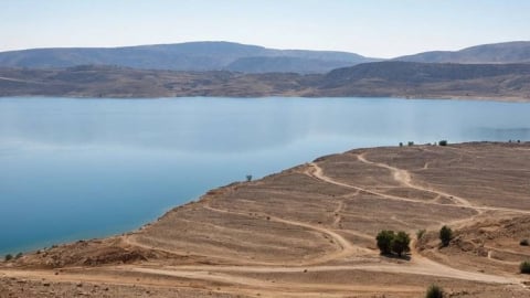 Hạn hán tồi tệ nhất lịch sử làm cạn kiệt hồ chứa lớn ở Lebanon