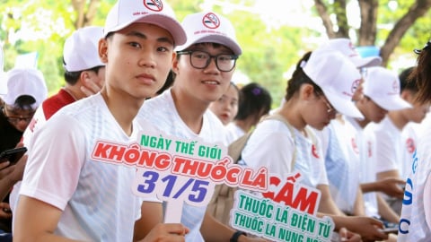 Đà Nẵng: Đoàn viên, thanh niên xung kích phòng, chống tác hại thuốc lá