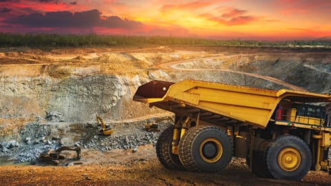 Công nghệ hỗ trợ khai khoáng bền vững trong năm 2025