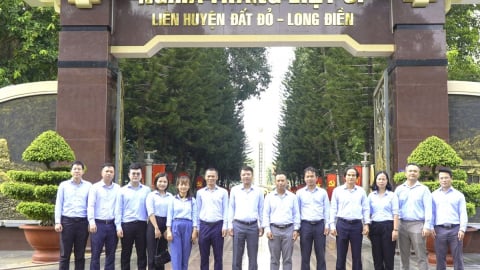 PV GAS SE dâng hương tưởng niệm nhân ngày Thương binh liệt sỹ