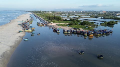 Biển vàng, niềm tin xanh: [1] Trăn trở của những lão ngư vùng duyên hải