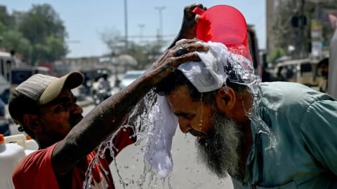 Pakistan vật lộn với nắng nóng cực đoan