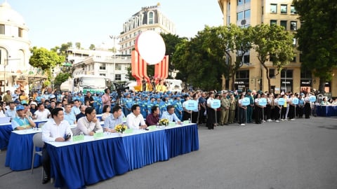 Thắp lên tinh thần trách nhiệm vì một Thủ đô xanh sạch đẹp