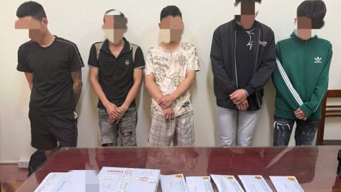 Bán ma túy 'ảo giác', hai thiếu niên bị khởi tố