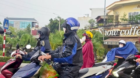 Áp thấp nhiệt đới gây mưa lớn và gió mạnh tại Hải Phòng