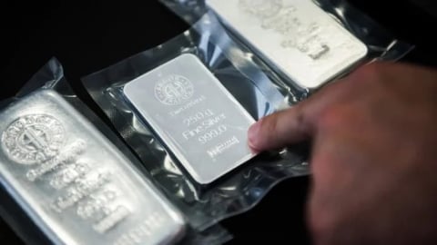 Giá bạc hôm nay 16/6: Điều chỉnh giảm