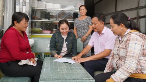 Điểm tựa tín dụng chính sách: [Bài 1] Hội phụ nữ 'khơi thông' dòng vốn