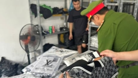 Quản lý Thị Trường Hà Nội liên tiếp phát hiện hộ kinh doanh sai phạm