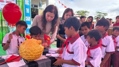 Trường học vùng cao Quảng Ngãi phát động gây quỹ nuôi học sinh nghèo, mồ côi