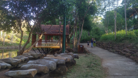 Đến Troh Bư, nghe mùa rộn rã
