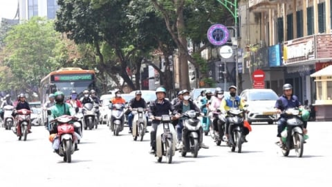 Dự báo nắng nóng ở Bắc Bộ, Trung Bộ kéo dài đến cuối tuần