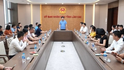 Yên Bái gặp mặt đoàn cán bộ Văn phòng UBND tỉnh Lào Cai