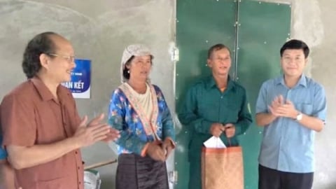 Điện Biên phấn đấu xóa nhà tạm trước ngày 31/8
