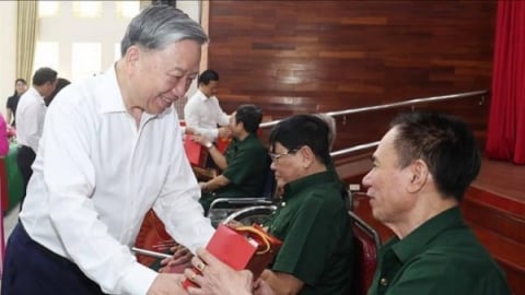 Tổng Bí thư Tô Lâm: Người có công là tài sản quý, biểu tượng ý chí Việt Nam