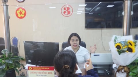 Gỡ vướng thủ tục hành chính, chuyển đổi số trong chính quyền 2 cấp