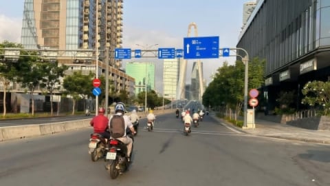 TP.HCM siết tiến độ thay biển báo sau sáp nhập
