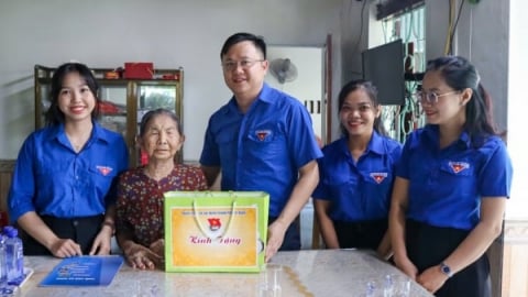 Lan tỏa yêu thương, tri ân sâu sắc Mẹ Việt Nam Anh hùng