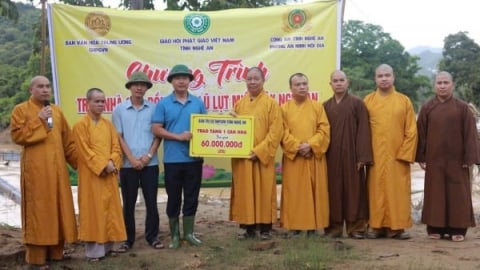 Ban Văn hóa Trung ương hỗ trợ nhà cho vùng lũ miền Tây Nghệ An