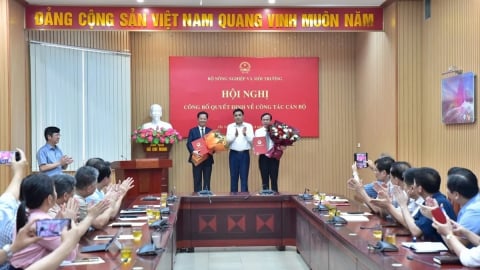 Những vị sứ thần mang hạt giống tương lai