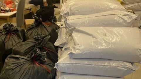 Khởi tố đối tượng sản xuất, buôn bán hàng giả là thức ăn chăn nuôi