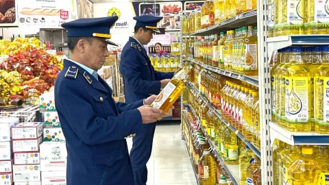 Đẩy lùi buôn lậu, hàng giả trong lĩnh vực nông nghiệp và môi trường