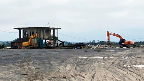 Chuyển mục tiêu hoạt động, quy mô Nhà máy sửa chữa, đóng tàu Cửa Việt