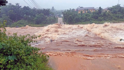 Quảng Trị di dời dân tránh bão số 6