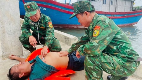 Tập huấn phòng cháy, chữa cháy, cứu nạn, cứu hộ tại Cảng cá Lạch Quèn