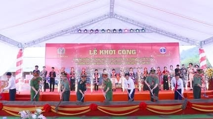 Khởi công xây dựng 2 trường học nội trú biên giới tại Lai Châu