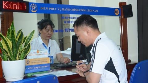 Hà Nội cải cách bộ máy, củng cố niềm tin