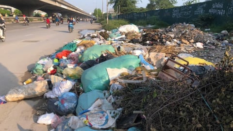 Đường vành đai 3 hay bãi rác?
