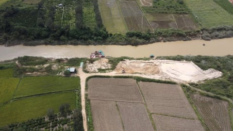 Giá cát xây dựng tăng phi mã: Có hay không tình trạng găm hàng?