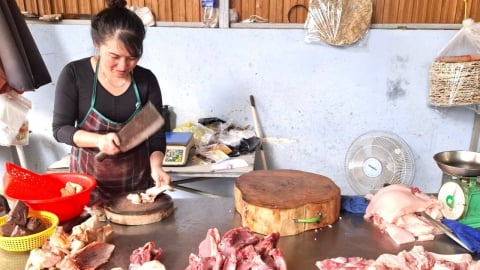 Dịch bệnh lắng, niềm tin người tiêu dùng với thịt lợn trở lại