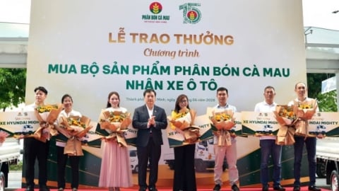 Mua bộ sản phẩm Phân bón Cà Mau - Nhận xe ô tô