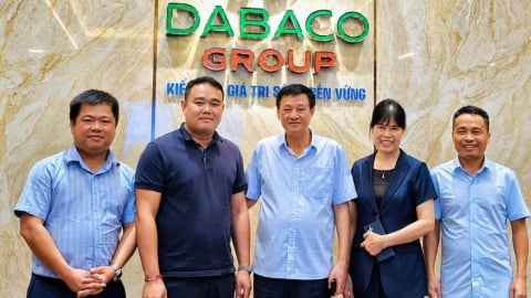 Dabaco Thanh Hoá hợp tác chuyển giao con giống, kỹ thuật với doanh nghiệp Lào