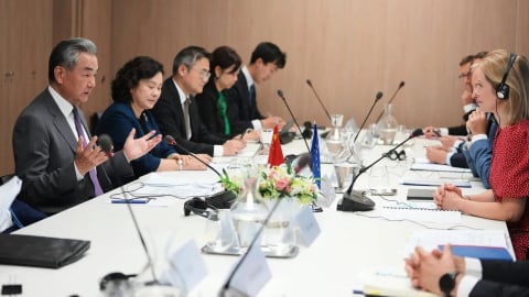 EU gây sức ép với Trung Quốc về đất hiếm và cuộc xung đột Ukraine