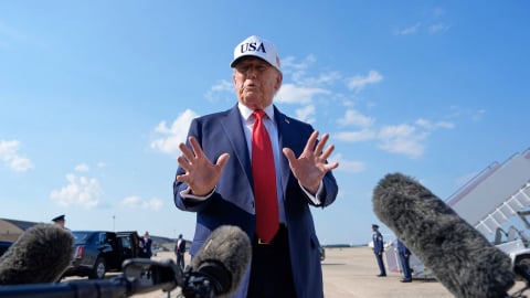 Ông Trump: Cuộc điện đàm với Tổng thống Putin không có nhiều tiến triển