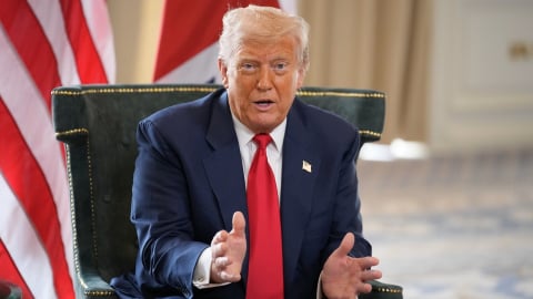 Ông Trump khẳng định đã từ chối lời mời đến hòn đảo của Epstein