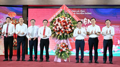 Đẩy nhanh ứng dụng công nghệ số, mở ra không gian tăng trưởng kinh tế mới